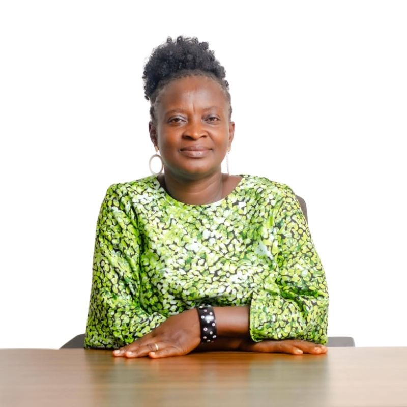 Dr Nancy Coffie founder & CEO<br />
Director l